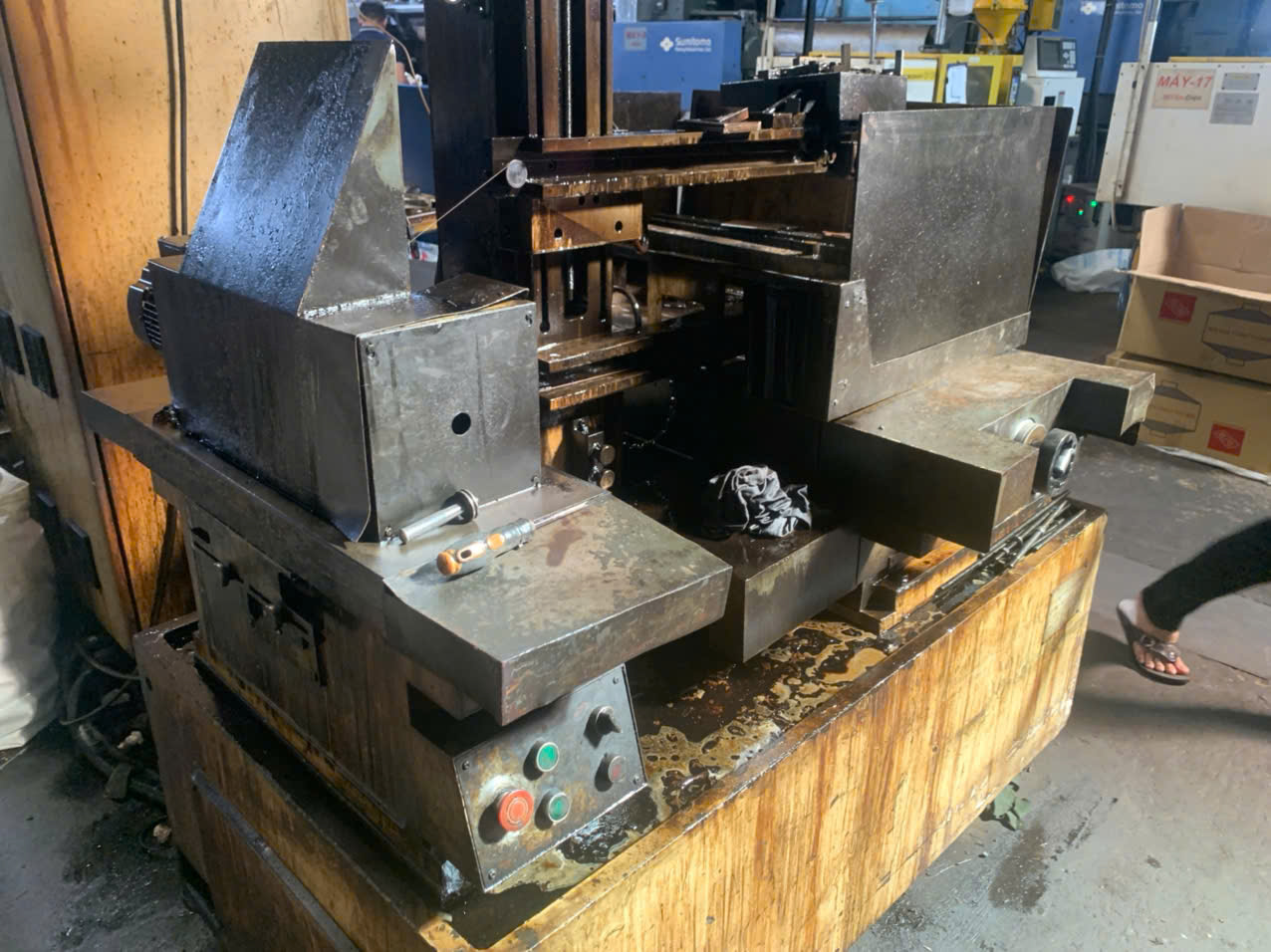 Wire cutting machine 1.jpg